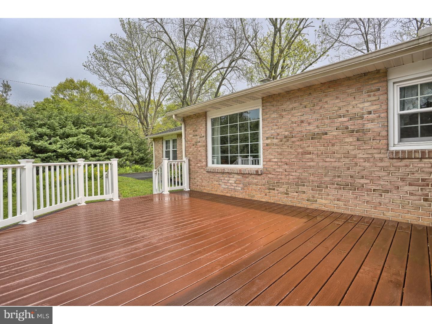 1609 Meadowlark Road Wyomissing, PA 19610 - Photo 17 of 22 Gallery Image 17
