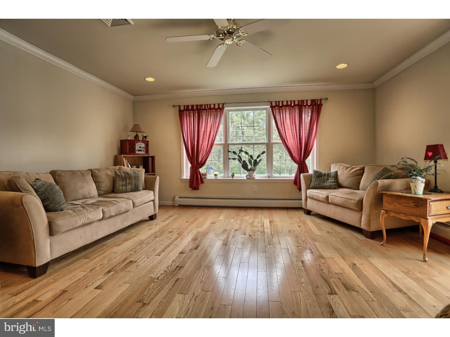 1609 Meadowlark Road Wyomissing, PA 19610 - Photo 3 of 22 Gallery Image 3