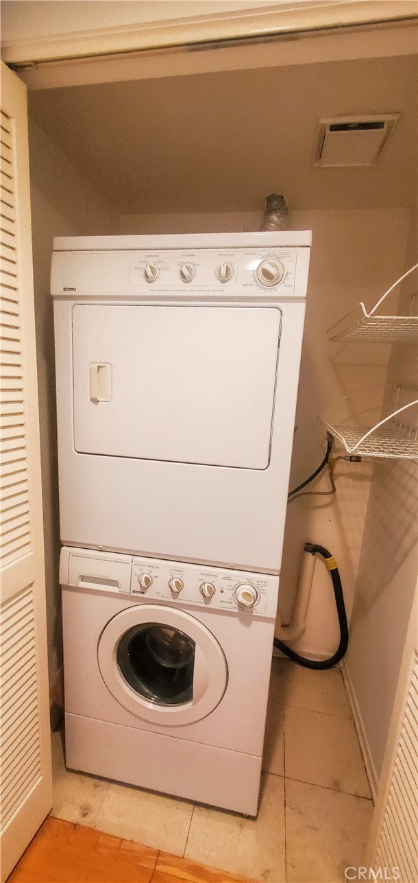 6443 Stoney View Lane, Unit 4 Simi Valley, CA 93063 - Photo 7 of 13 a close up view of washer and dryer