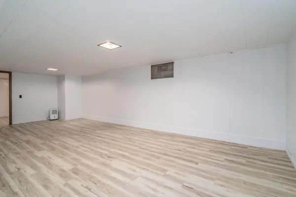 $244,500 | 305 Euclid Avenue, Crookston, MN 56716