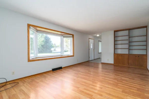 $244,500 | 305 Euclid Avenue, Crookston, MN 56716