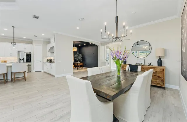 a view of a dining room and livingroom view