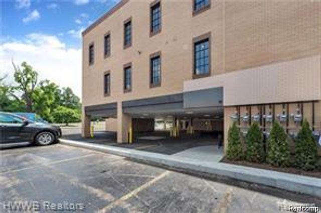 804 North Main Street, Unit 2A Rochester, MI 48307 - Photo 46 of 47 GetMedia.jpg