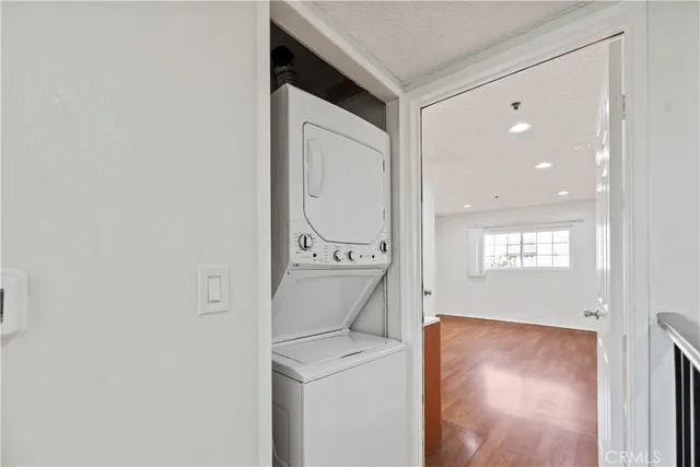 $575,000 | 147 West Acacia Avenue, Unit 104, Glendale, CA 91204