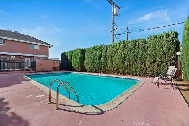 $575,000 | 147 West Acacia Avenue, Unit 104, Glendale, CA 91204