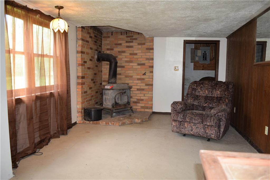 447 Achortown Road Beaver Falls, PA 15010 - Photo 16 of 25 Family Room
