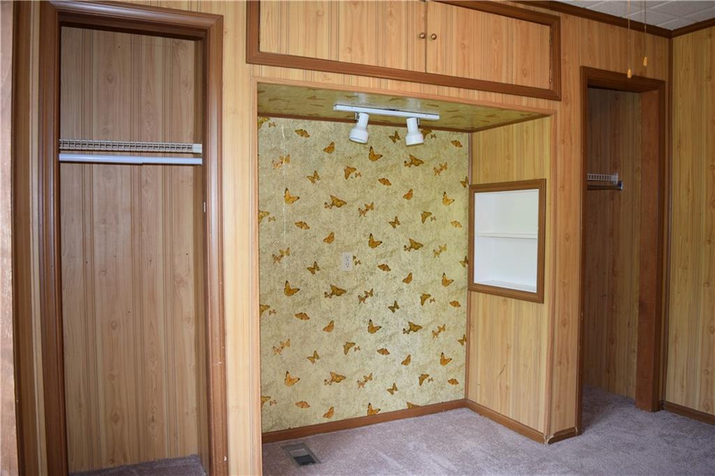 447 Achortown Road Beaver Falls, PA 15010 - Photo 8 of 25 Lots of closet space