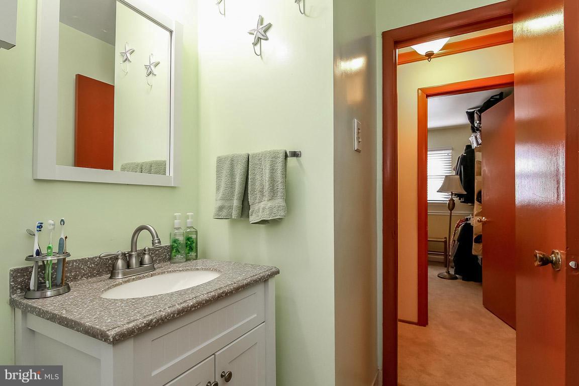 7508 Alleghany Road Manassas, VA 20111 - Photo 19 of 30 Bath