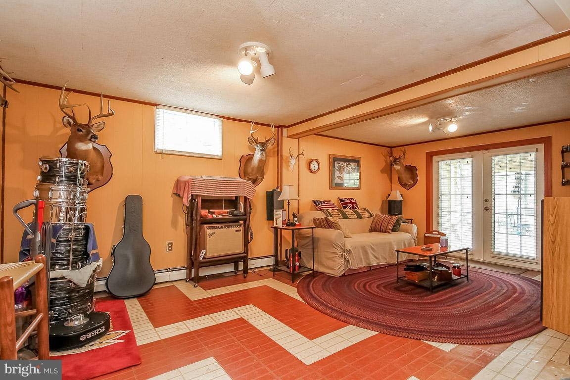7508 Alleghany Road Manassas, VA 20111 - Photo 20 of 30 Family Room