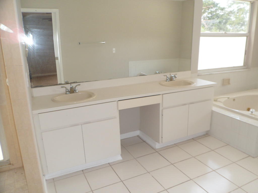 2985 Southeast Ranch Acres Circle Jupiter, FL 33478 - Photo 7 of 29 SAM_1948 - Copy