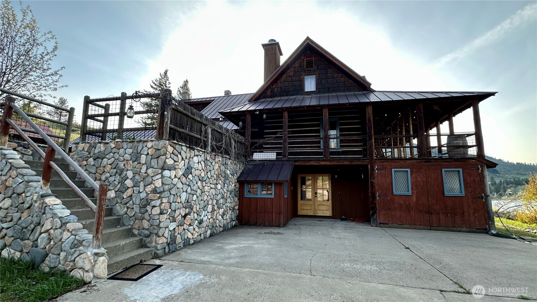 132 Twin Lakes Road Winthrop, WA 98862 - Photo 5 of 31