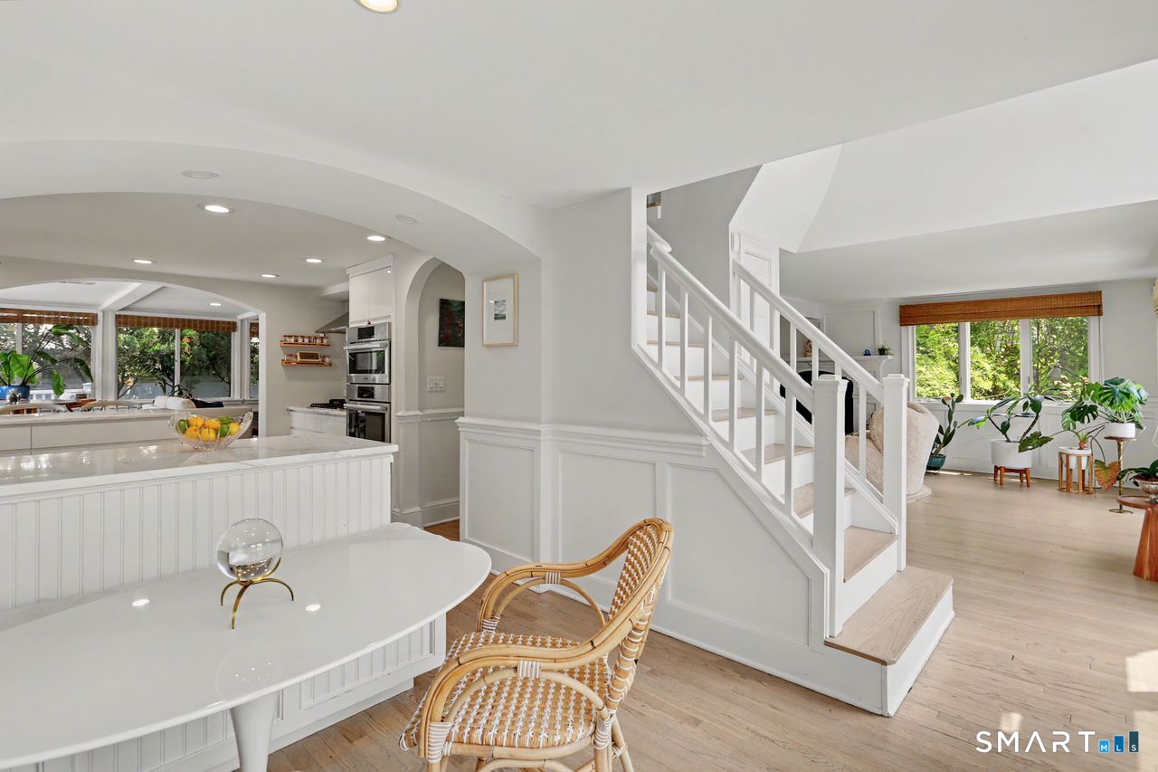 32 Nearwater Road Norwalk, CT 06853 - Photo 10 of 35