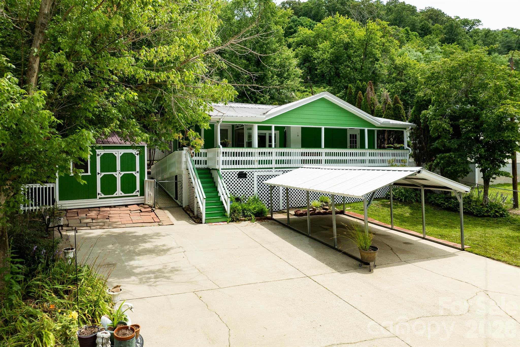 389 Rollins Road Marshall, NC 28753 - Photo 34 of 44