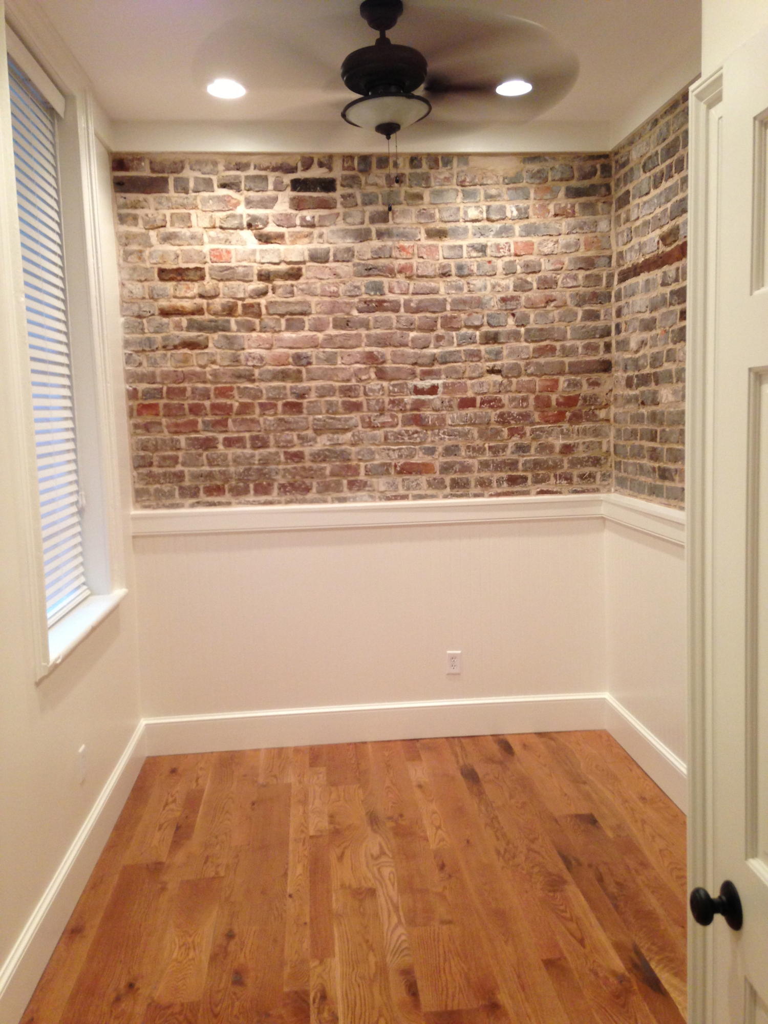 46 Queen Street, Unit 4 Charleston, SC 29401 - Photo 7 of 14 IMG_0478