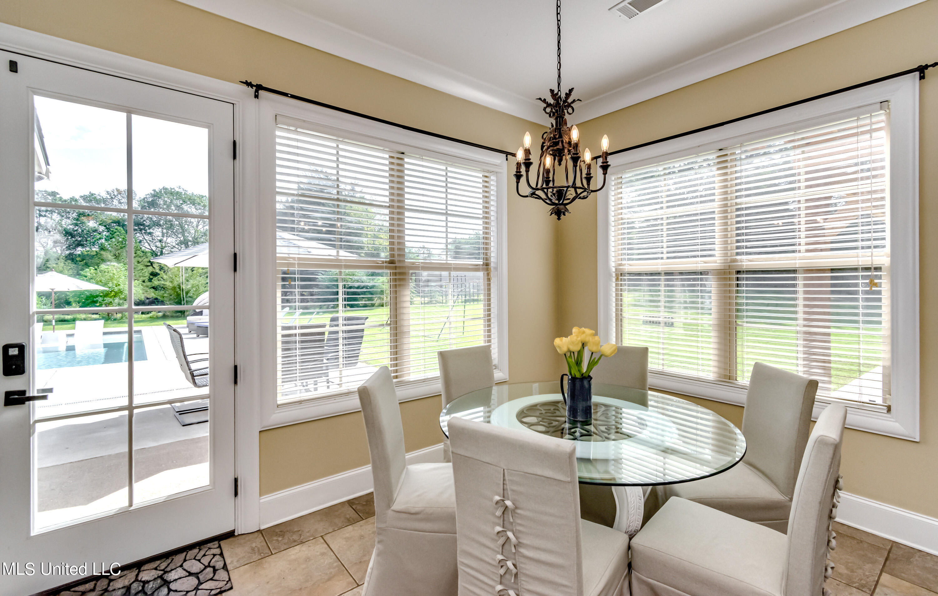 380 Catlett Road Madison, MS 39110 - Photo 27 of 106 380 Catlett Road-61