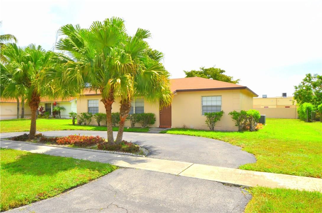 9255 Southampton Place Boca Raton, FL 33434 - Photo 2 of 30 Front