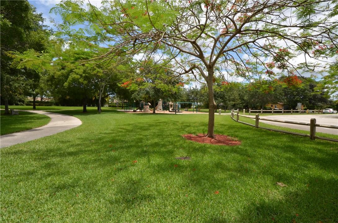 9255 Southampton Place Boca Raton, FL 33434 - Photo 28 of 30 Photo 28