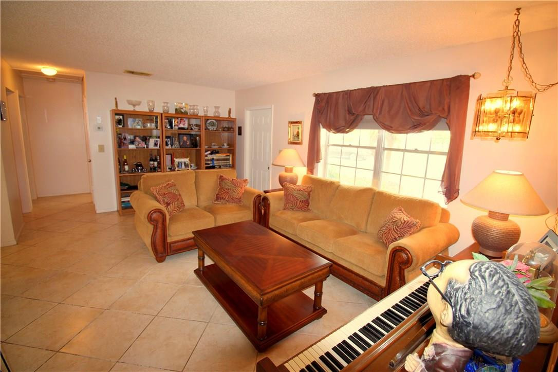 9255 Southampton Place Boca Raton, FL 33434 - Photo 8 of 30 Photo 8