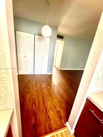 $1,400 | 1475 Northeast 125th Terrace, Unit 410B1, North Miami, FL 33161