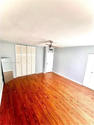 $1,400 | 1475 Northeast 125th Terrace, Unit 410B1, North Miami, FL 33161