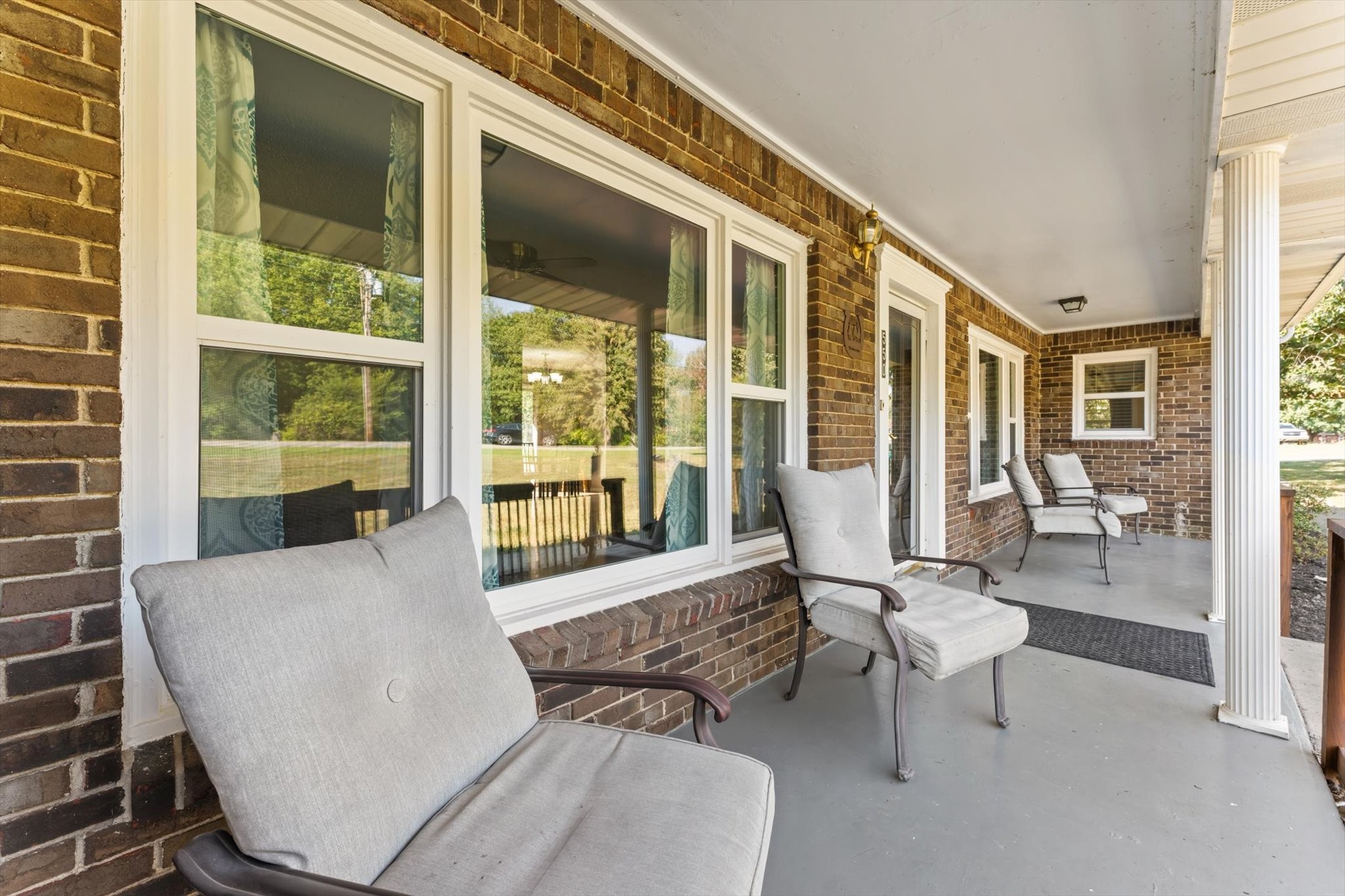 550 Lakeview Court Tennessee Ridge, TN 37178 - Photo 8 of 51