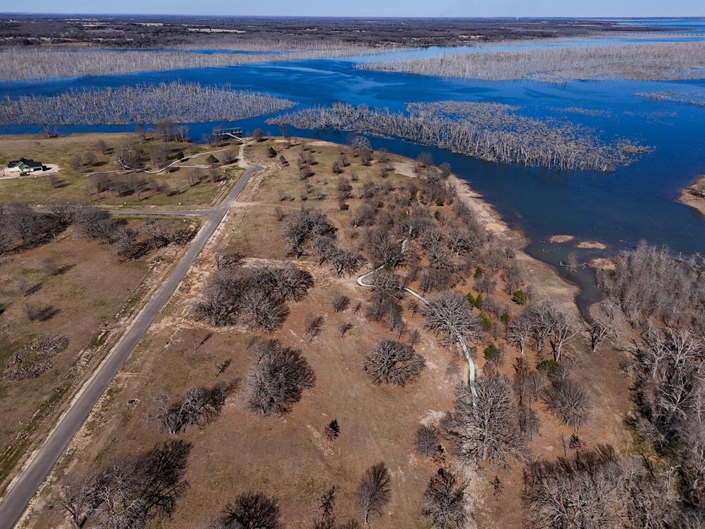 800 Waters Edge Way Bonham, TX 75418 - Photo 11 of 38