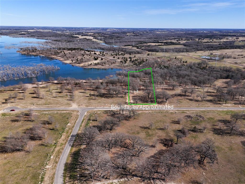 800 Waters Edge Way Bonham, TX 75418 - Photo 2 of 38