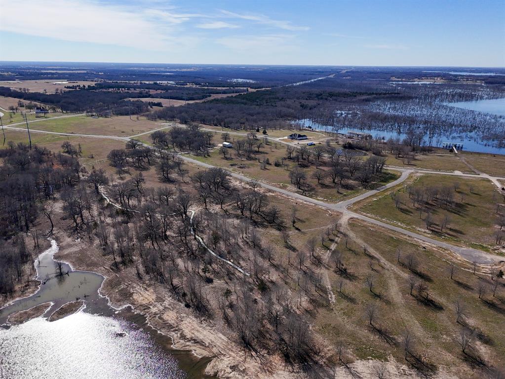 800 Waters Edge Way Bonham, TX 75418 - Photo 24 of 38