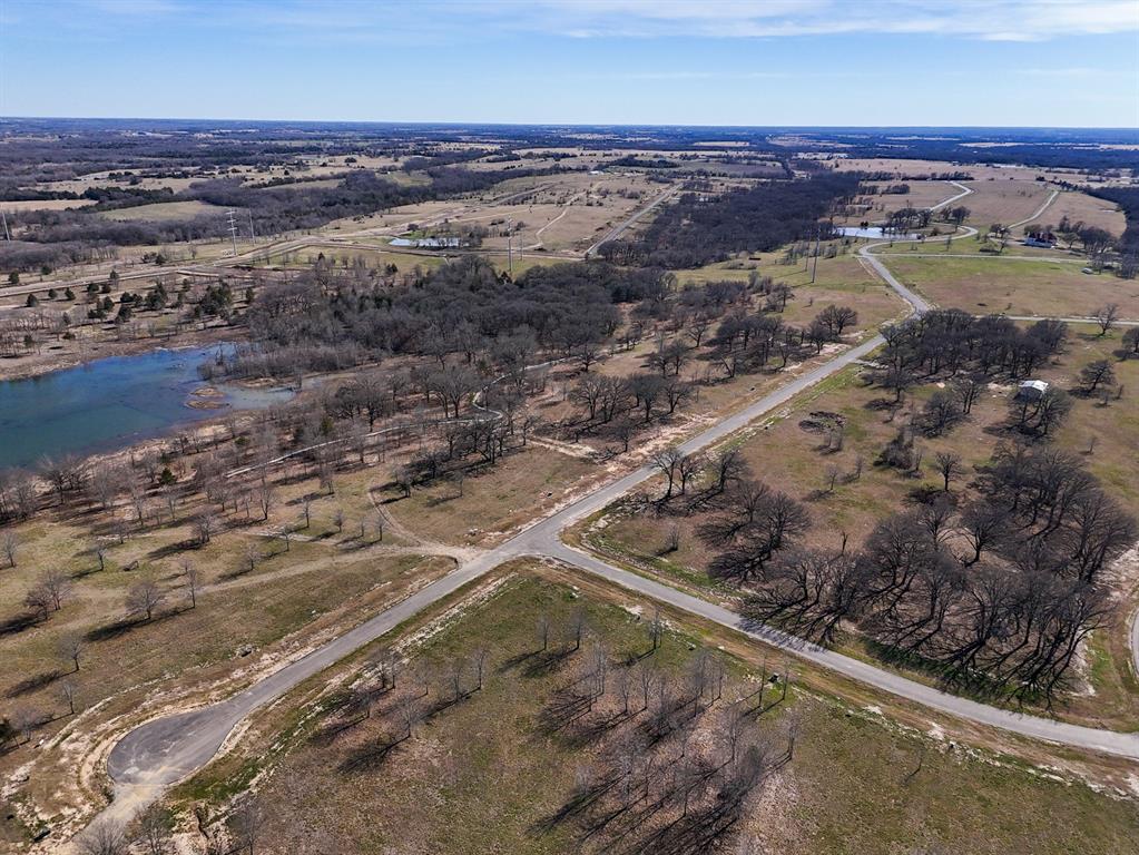 800 Waters Edge Way Bonham, TX 75418 - Photo 35 of 38