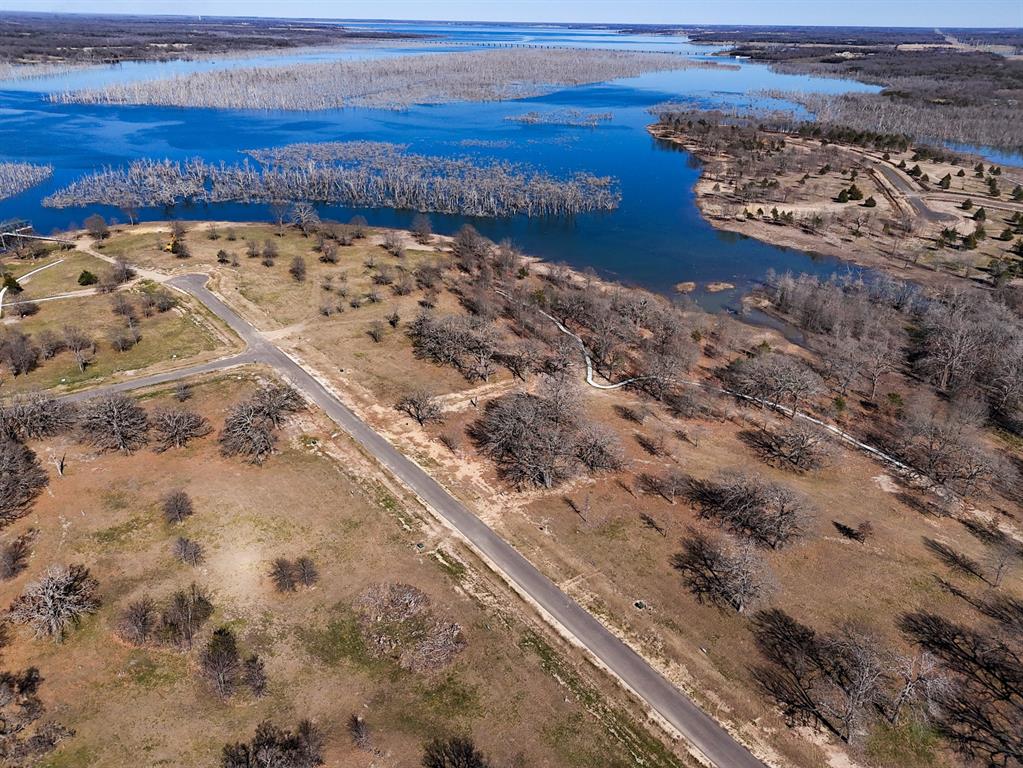800 Waters Edge Way Bonham, TX 75418 - Photo 6 of 38