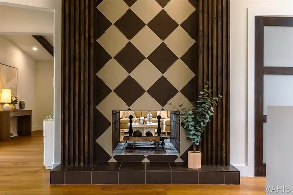 $945,000 | 11814 Claychester Drive, Des Peres, MO 63131