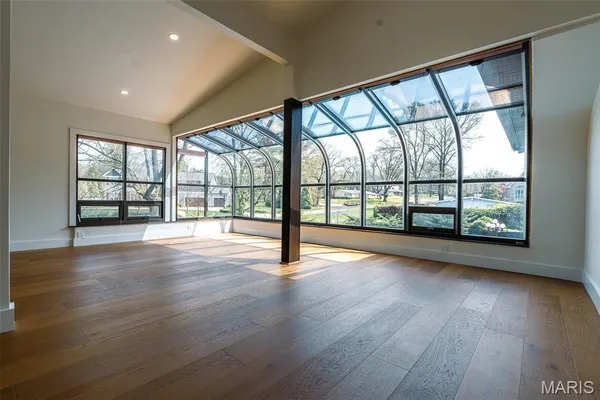 $945,000 | 11814 Claychester Drive, Des Peres, MO 63131