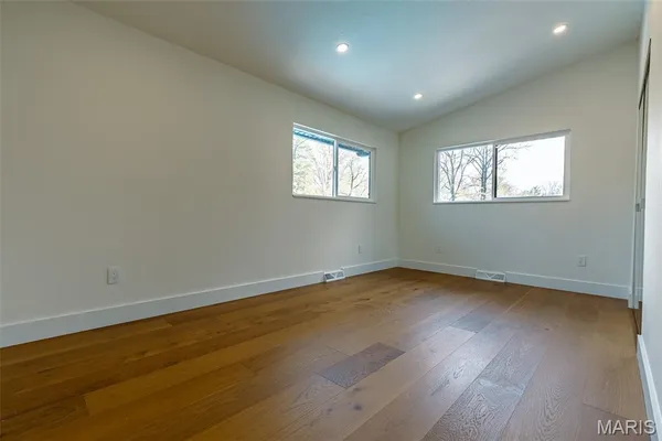 $945,000 | 11814 Claychester Drive, Des Peres, MO 63131