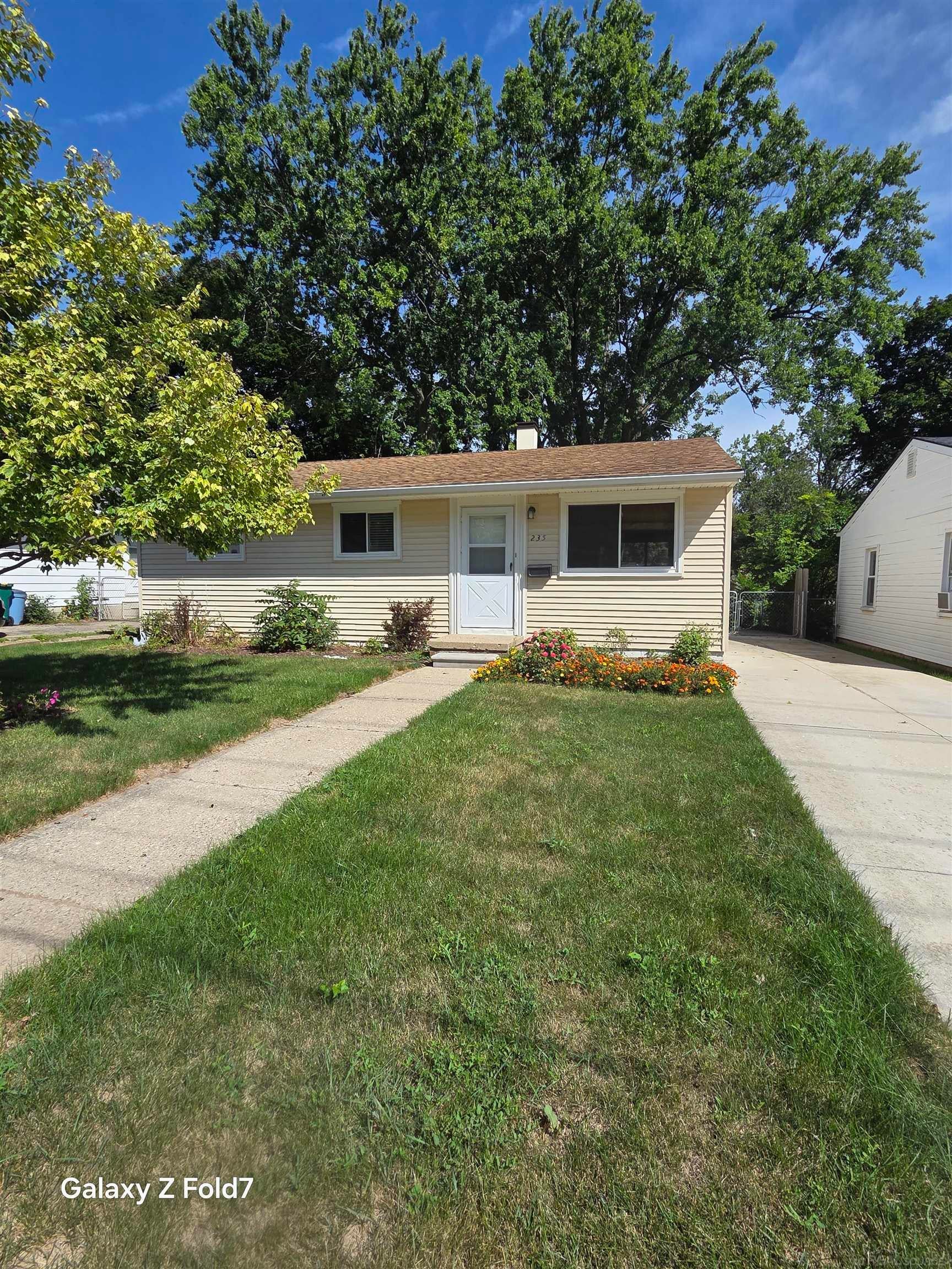 235 Ewell Street Romeo, MI 48065 - Photo 6 of 18 Gallery Image 6