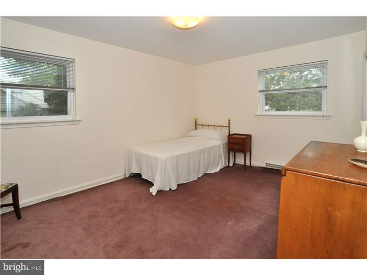 2060 Williamsburg Road Huntingdon Valley, PA 19006 - Photo 13 of 21 Bedroom 2