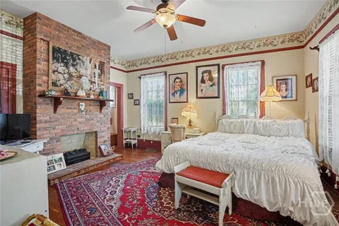 $1,100,000 | 209 Osborne Street, St. Marys, GA 31558