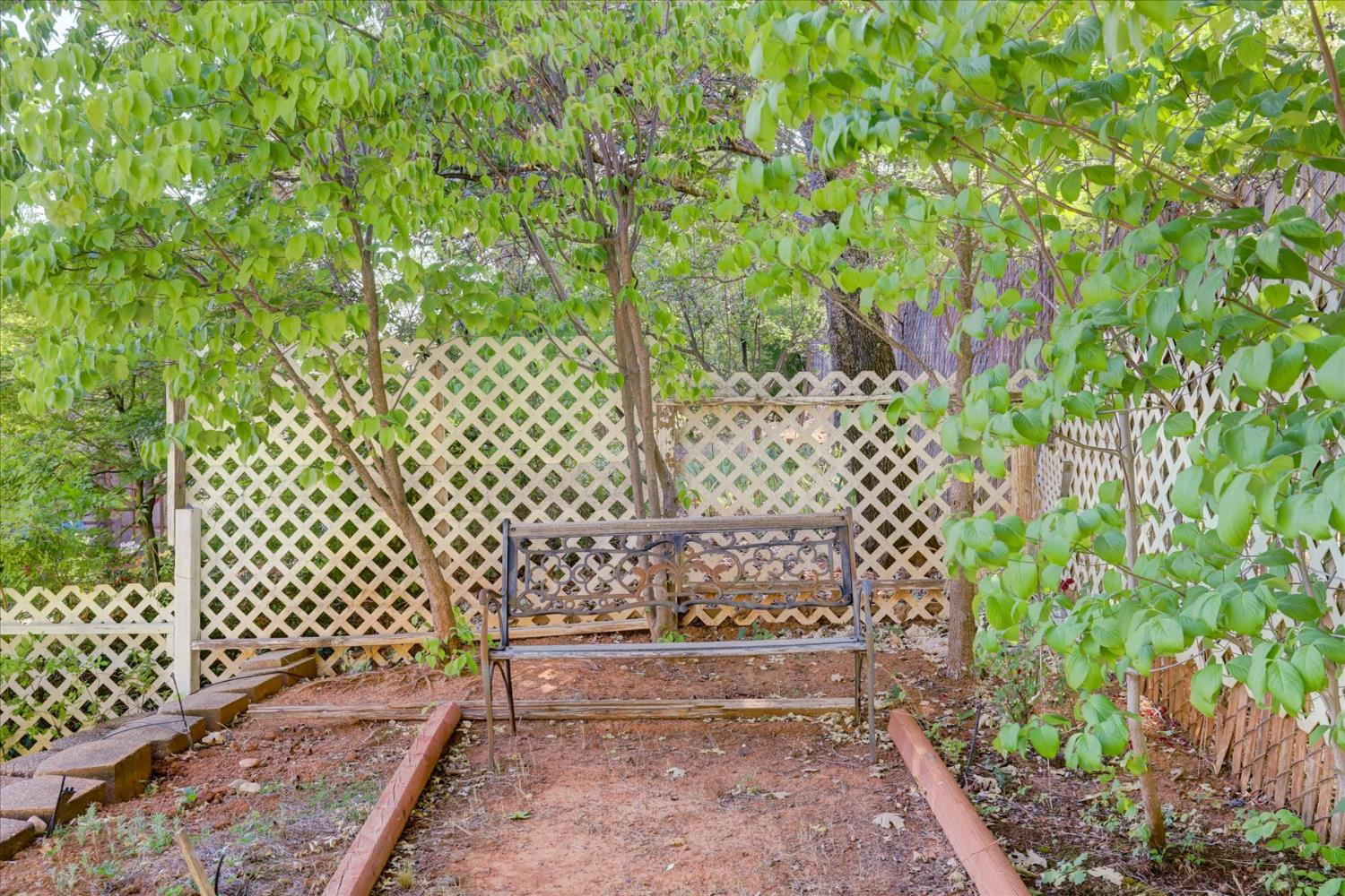 10046 Dalewood Way Grass Valley, CA 95949 - Photo 45 of 68