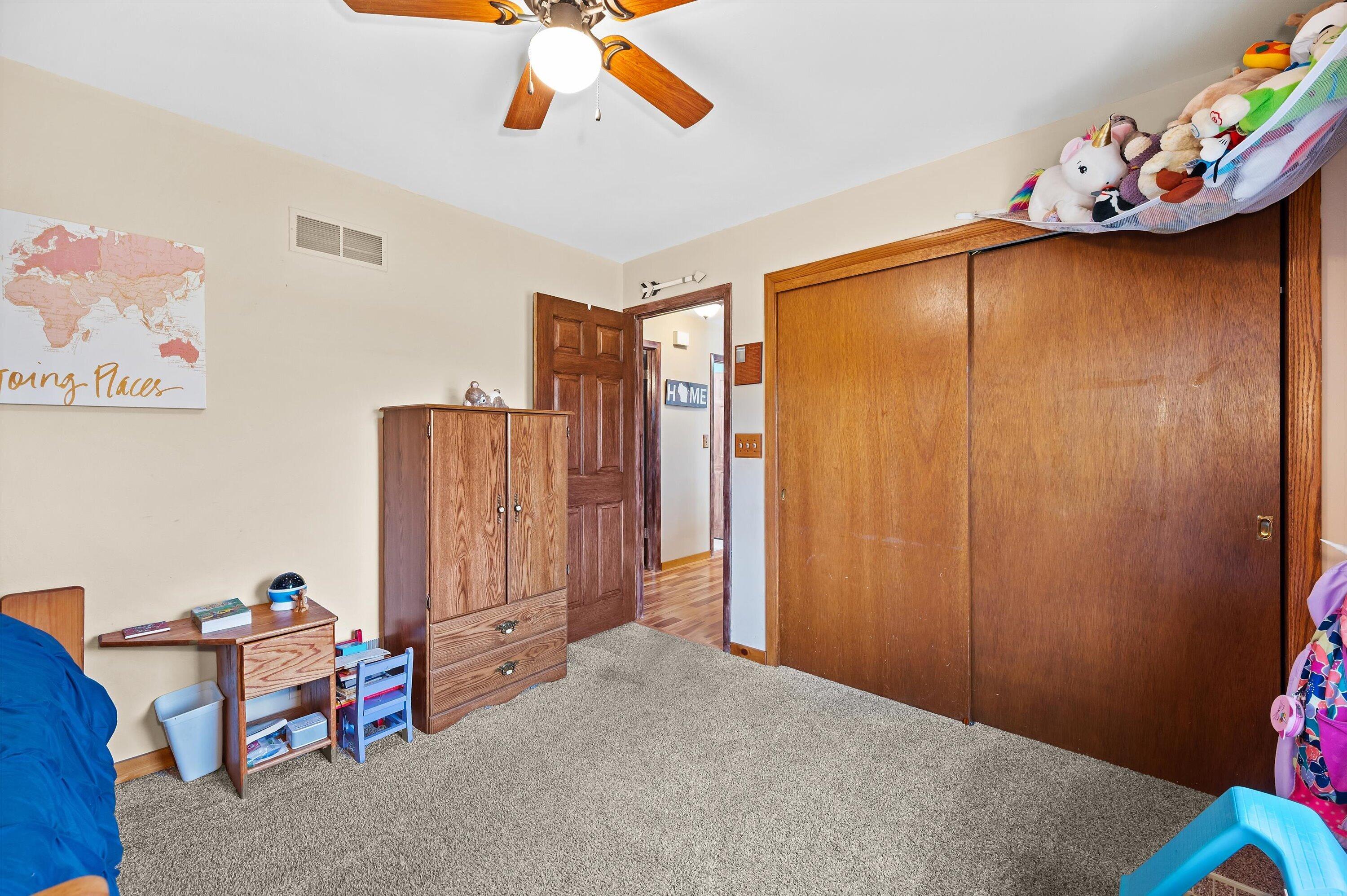 W299S10917 Valley Ridge Drive Mukwonago, WI 53149 - Photo 16 of 30 24-Z62_8365