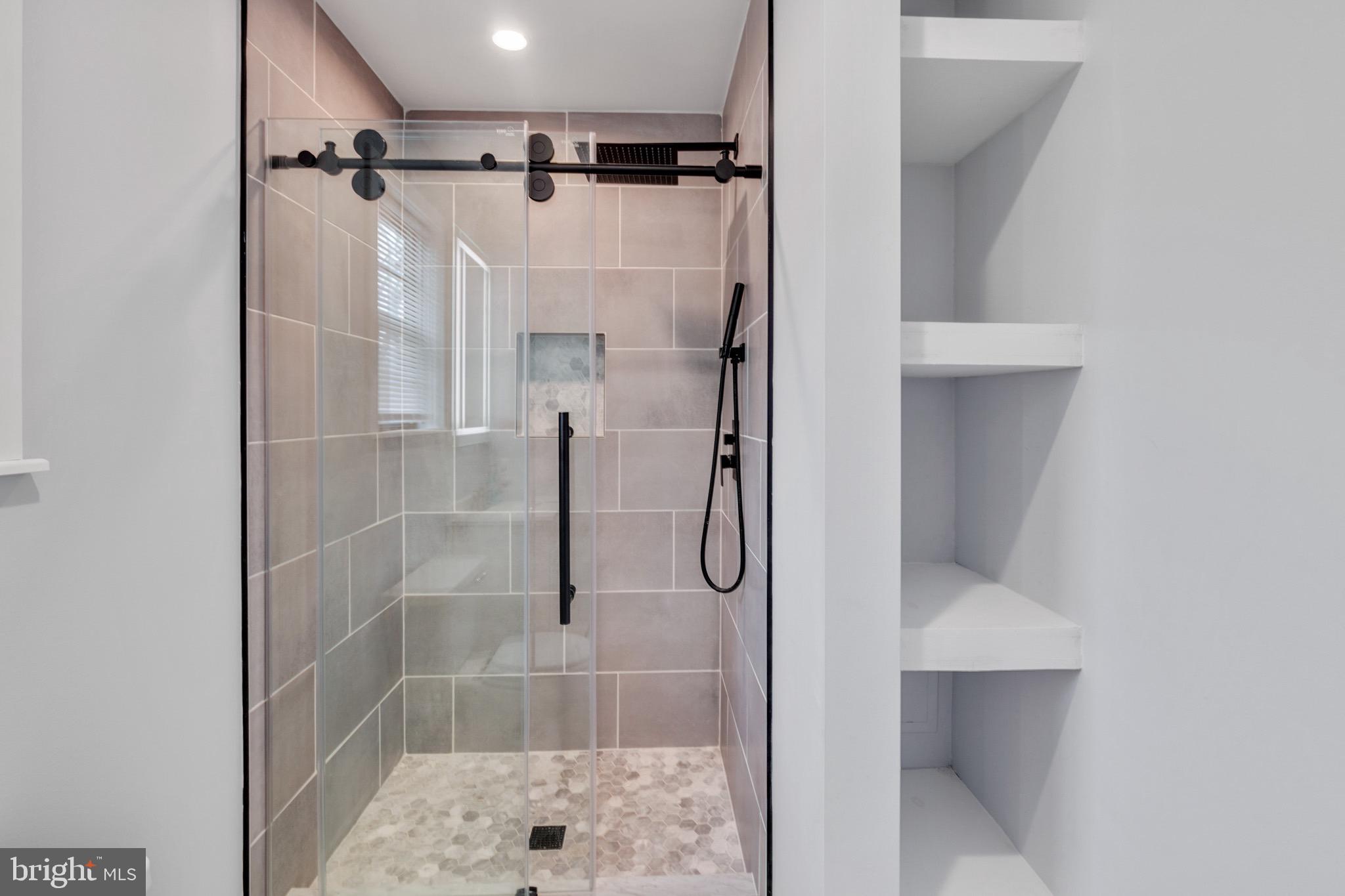 8936 Ridge Avenue Philadelphia, PA 19128 - Photo 21 of 37