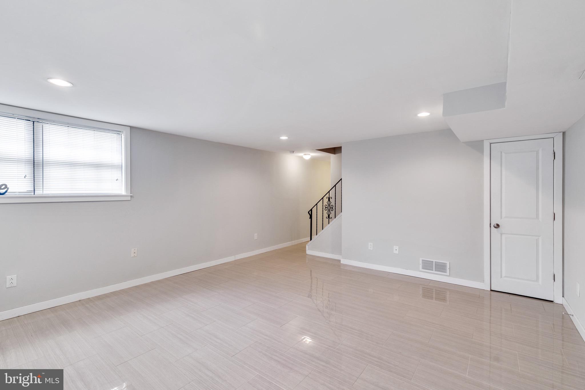 8936 Ridge Avenue Philadelphia, PA 19128 - Photo 31 of 37