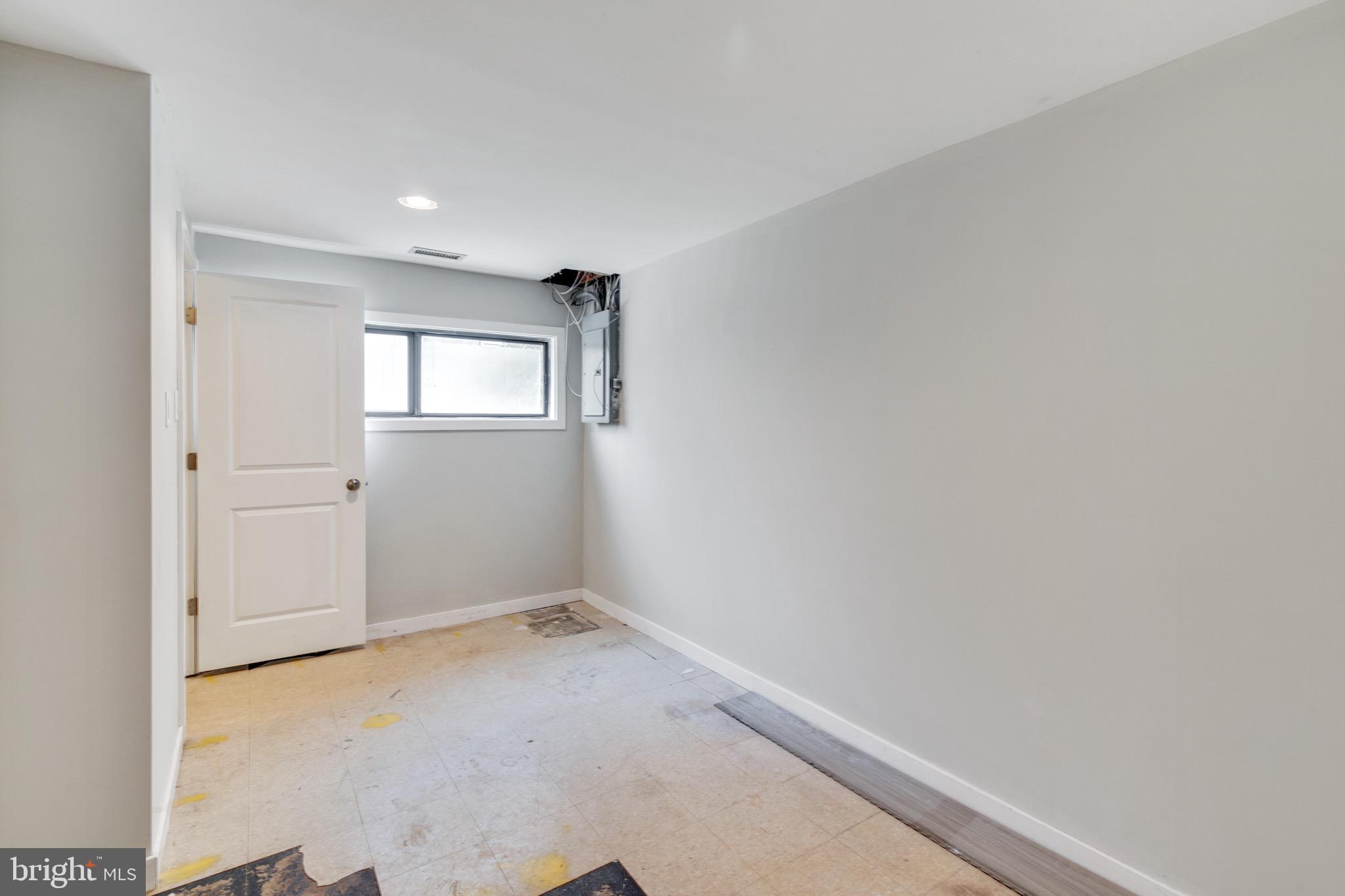 8936 Ridge Avenue Philadelphia, PA 19128 - Photo 34 of 37