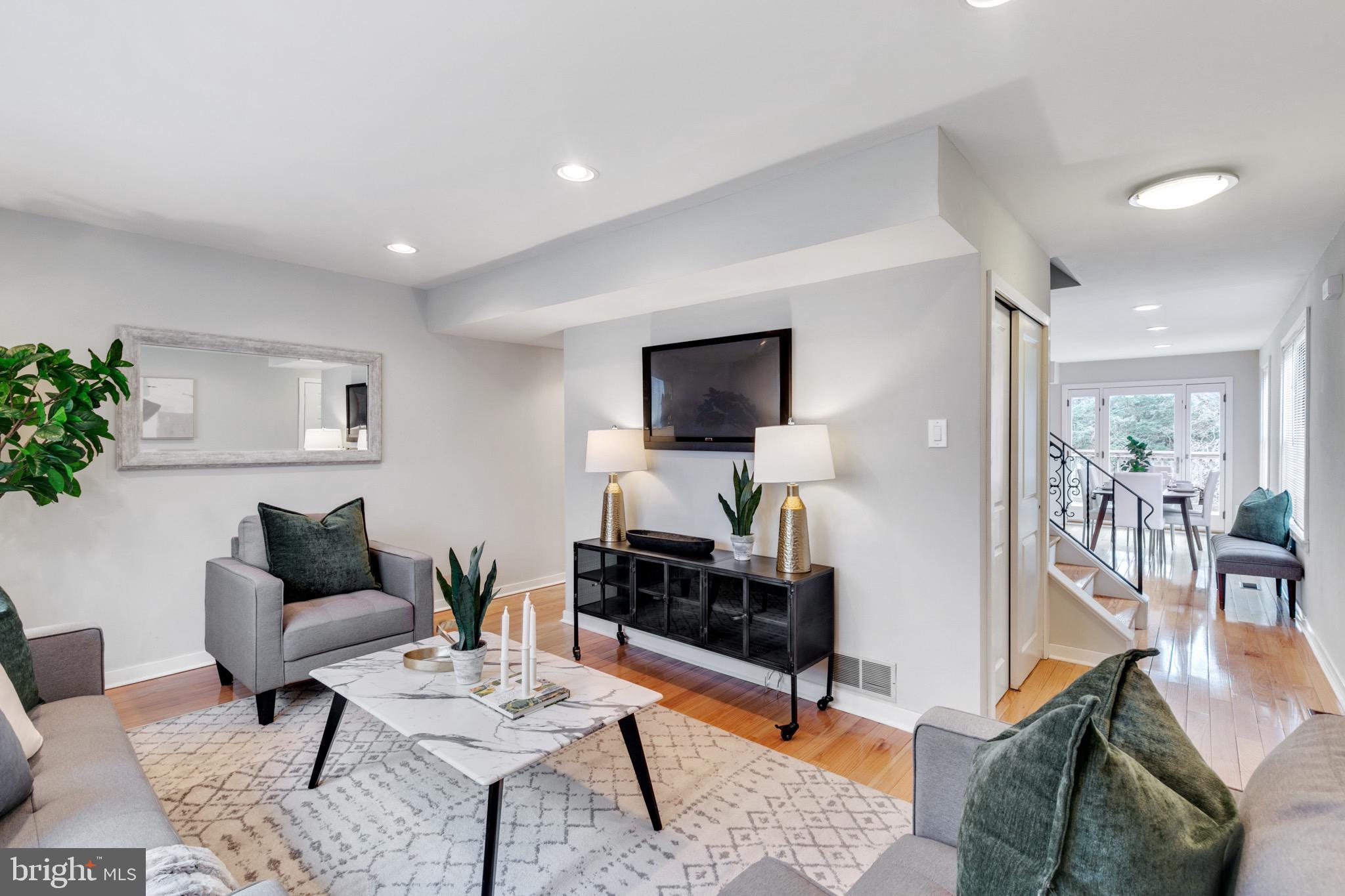 8936 Ridge Avenue Philadelphia, PA 19128 - Photo 4 of 37