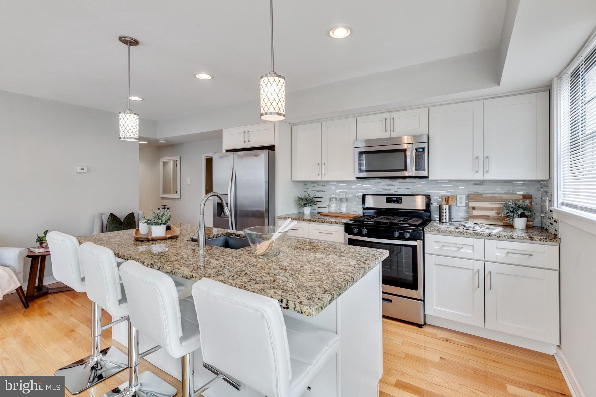 8936 Ridge Avenue Philadelphia, PA 19128 - Photo 9 of 37