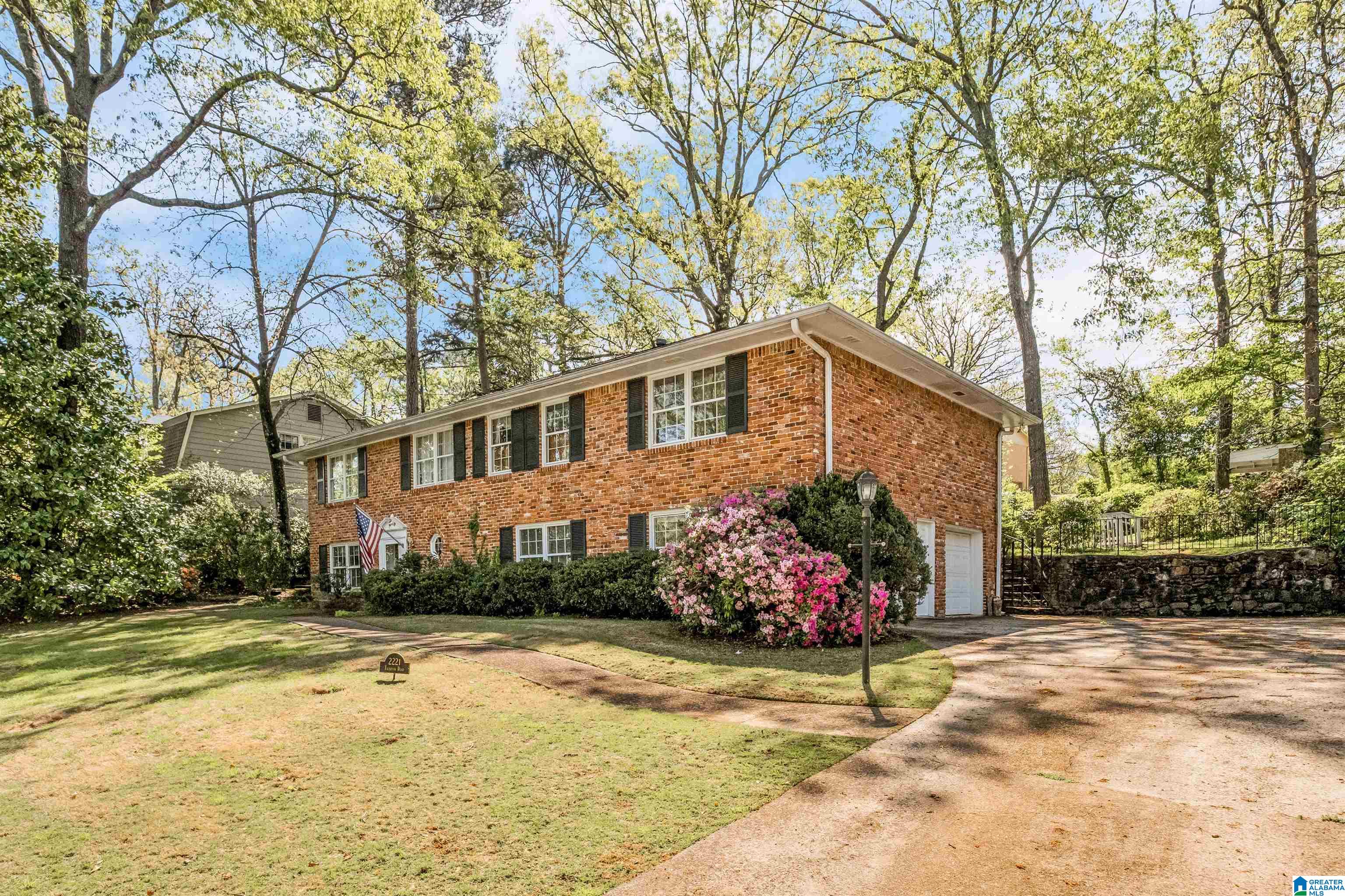 2221 Tal Brook Road Birmingham, AL 35216 - Photo 2 of 25