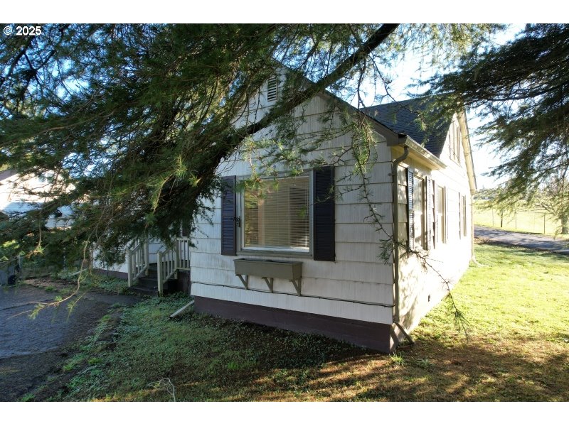 92187 Lewis And Clark Road Astoria, OR 97103 - Photo 4 of 48