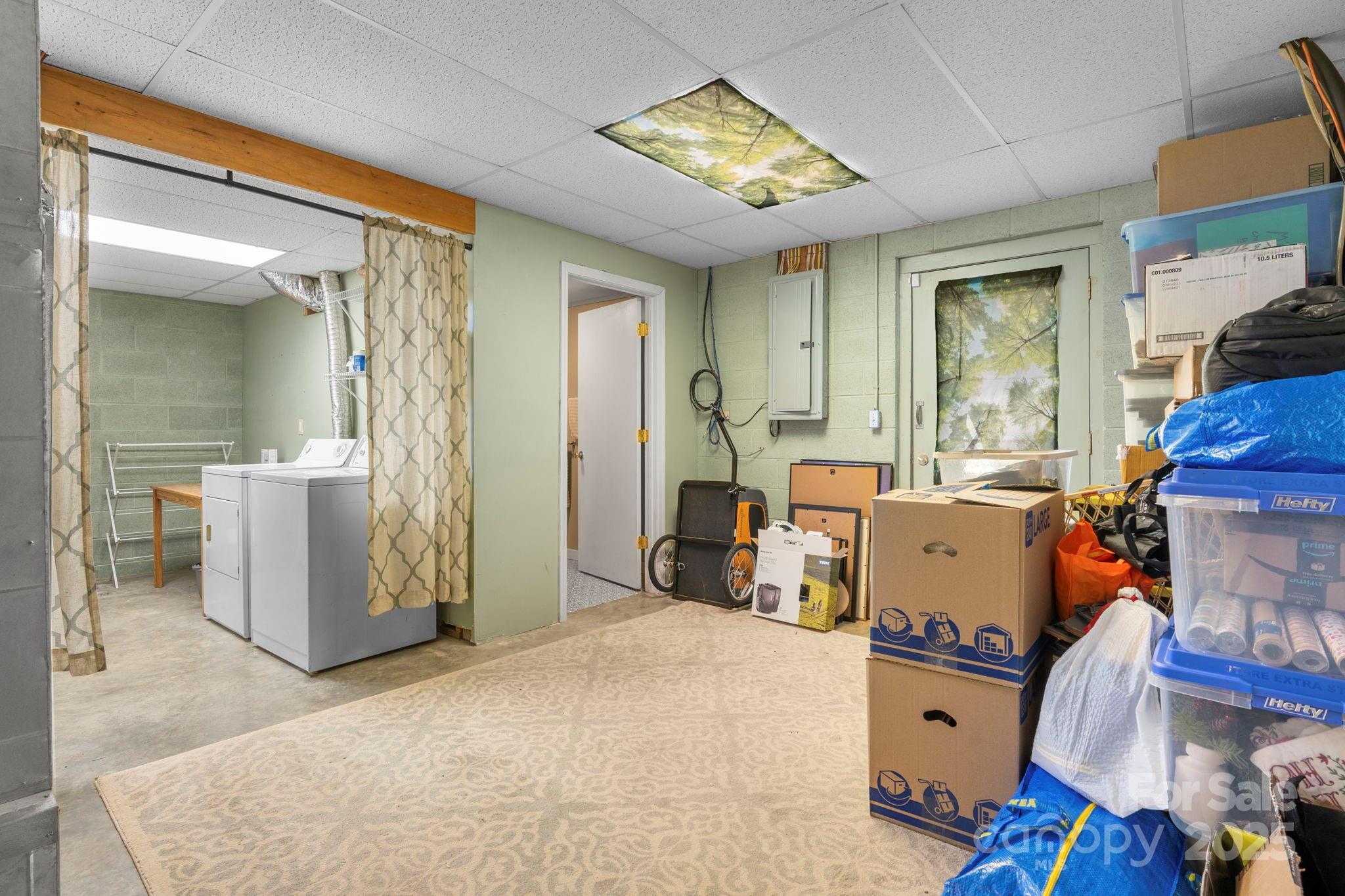 211 Granite Ridge Nebo, NC 28761 - Photo 31 of 43 a workspace with furniture and a window