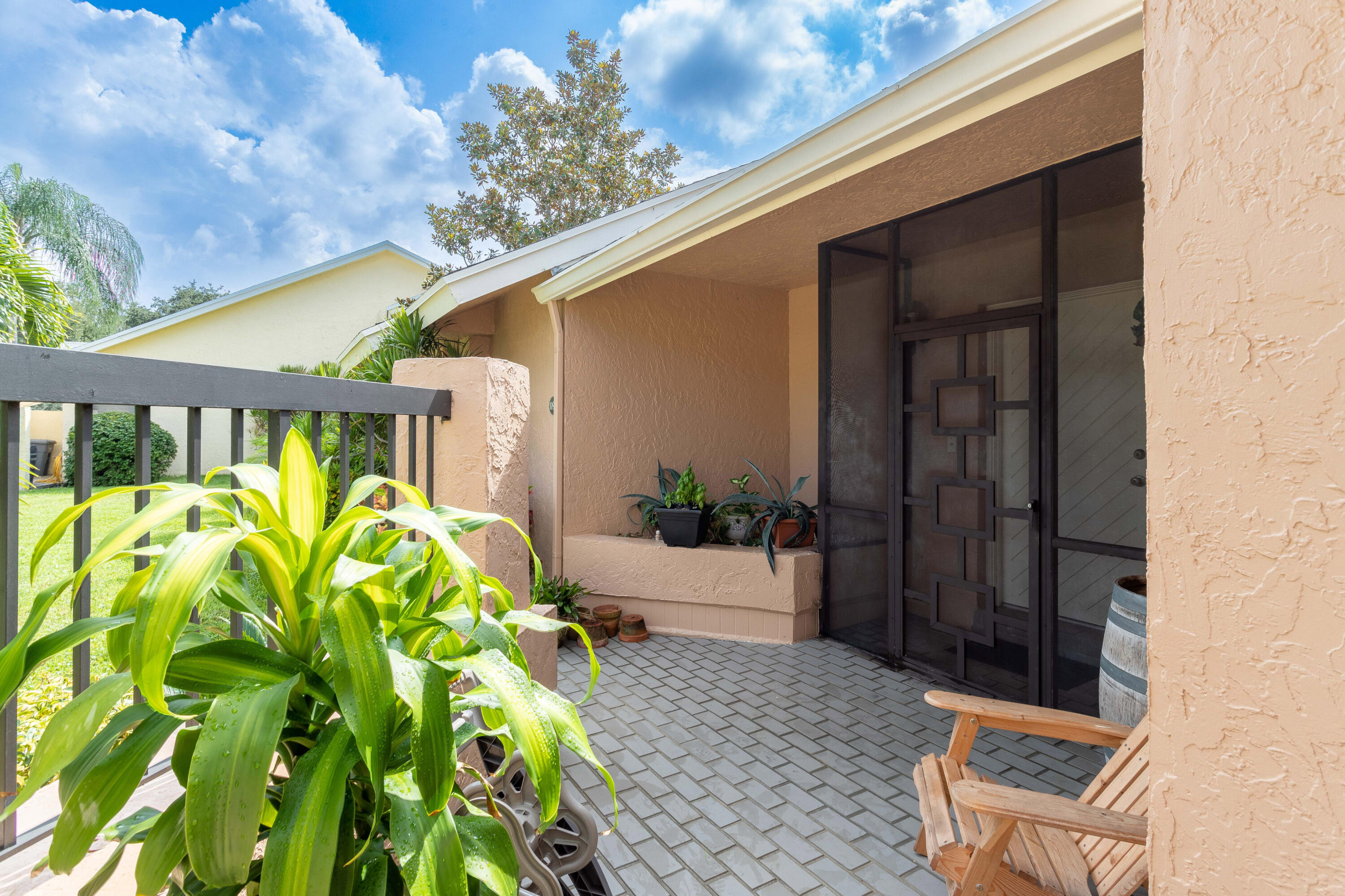 10972 Water Oak Manor Boca Raton, FL 33498 - Photo 4 of 18 IMG_6625-HDR