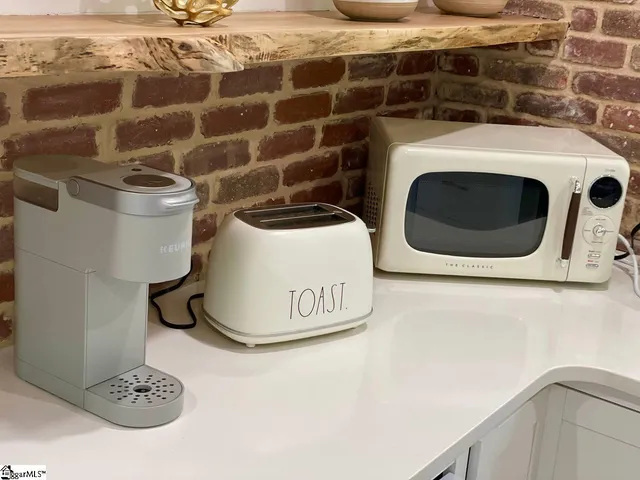 $307,000 | 416 Kentucky Avenue, Spartanburg, SC 29306