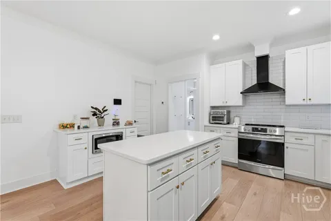 $515,000 | 1112 East 31st Street, Savannah, GA 31404