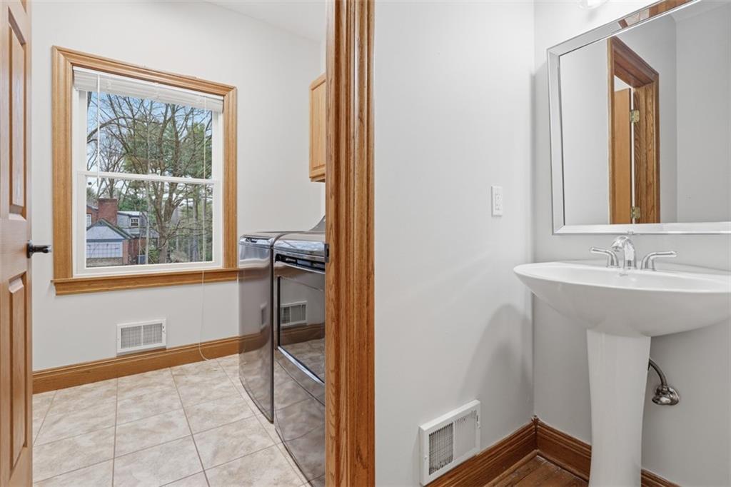 5653 Meridian Road Gibsonia, PA 15044 - Photo 18 of 46